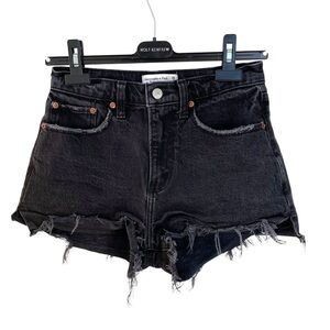 Abercrombie & Fitch High Waisted Mom Fit Denim Frayed Jean Shorts Black 26/2